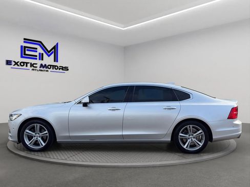 Used 2018 Volvo S90 T5 Momentum w/ Convenience Package AWD/4WD image 2