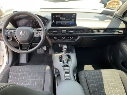 Used 2026 Honda HR-V LX image 4