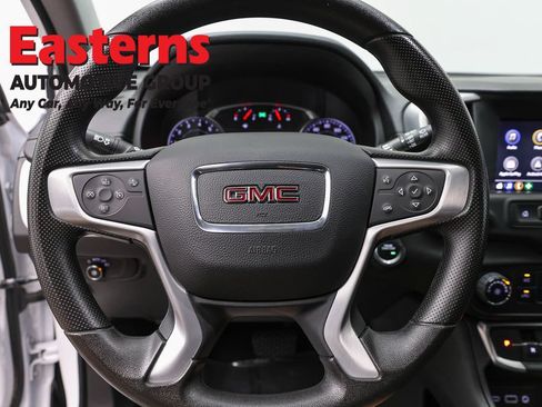 Used 2024 GMC Terrain SLE FWD image 10