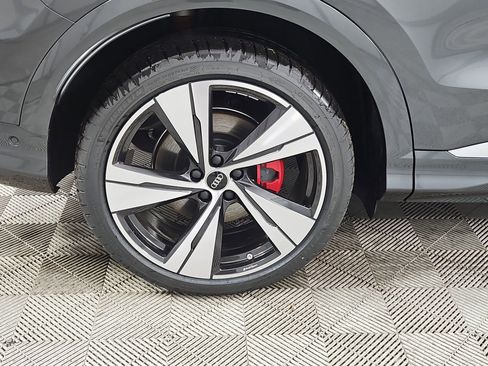 New 2026 Audi SQ5 Premium Plus image 9