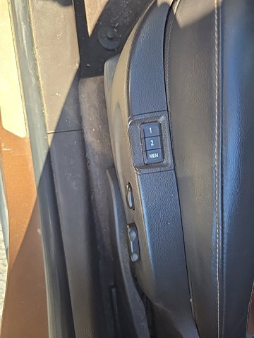 Used 2016 Buick Encore Leather AWD/4WD image 10