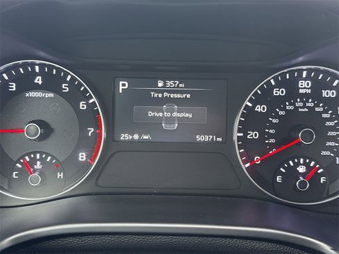 Used 2024 Kia Forte LXS image 10