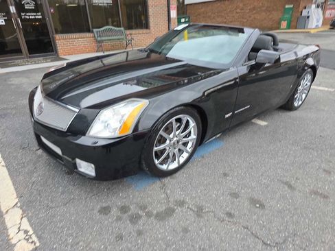 Used 2008 Cadillac XLR V image 1