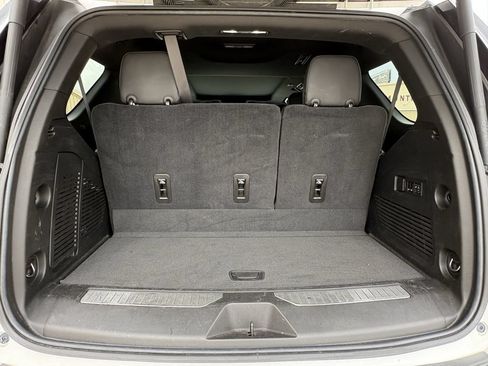 Used 2021 Chevrolet Tahoe RST w/ Luxury Package RWD image 28