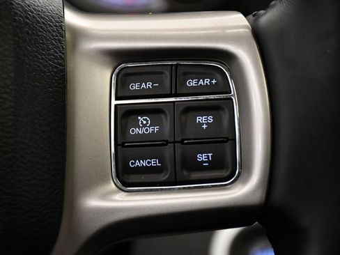 Used 2015 RAM 1500 Laramie w/ Convenience Group image 27