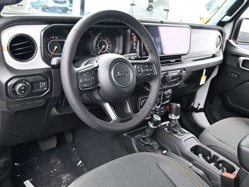 New 2026 Jeep Gladiator Willys image 13