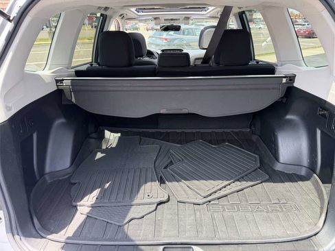 Used 2017 Subaru Forester 2.5i Premium AWD/4WD image 15