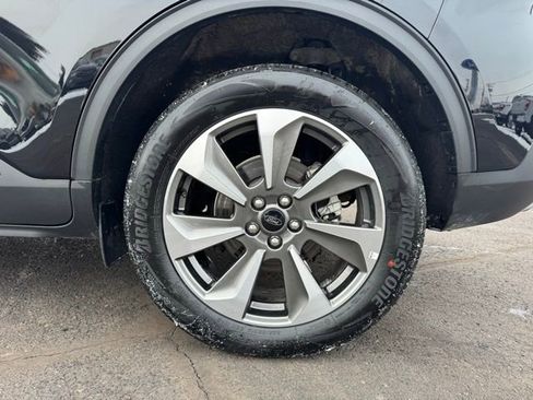 Used 2025 Ford Escape Platinum image 26