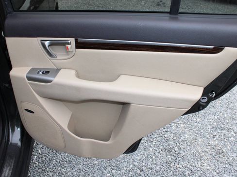 Used 2011 Hyundai Santa Fe Limited image 23