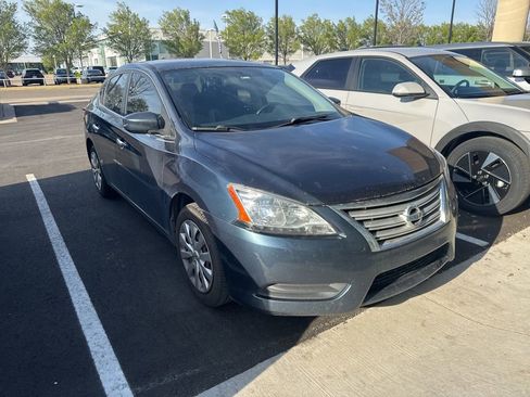Used 2015 Nissan Sentra SV image 3