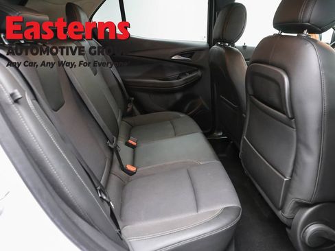 Used 2022 Buick Encore GX Preferred w/ Cold Weather Comfort Package FWD image 23