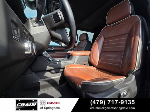 Used 2025 GMC Sierra 3500 Denali Ultimate AWD/4WD image 24