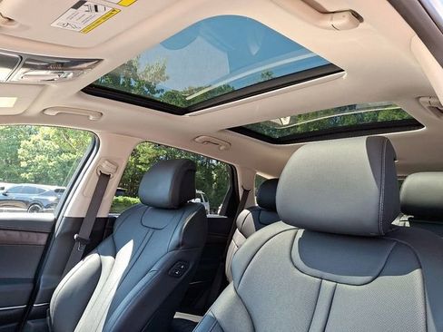 Used 2024 Genesis GV80 3.5T image 18