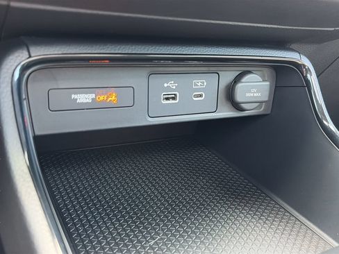 Certified 2025 Honda CR-V EX image 18