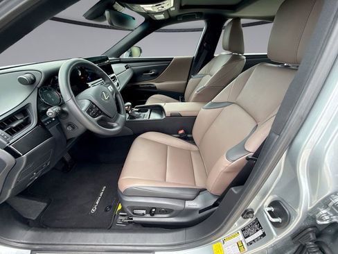 Used 2025 Lexus ES 350 w/ Premium Package FWD image 29