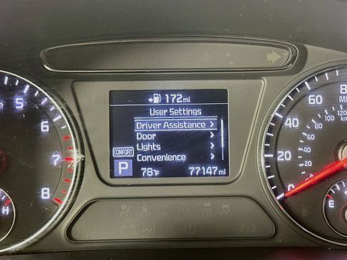 Used 2019 Kia Sorento FWD image 19