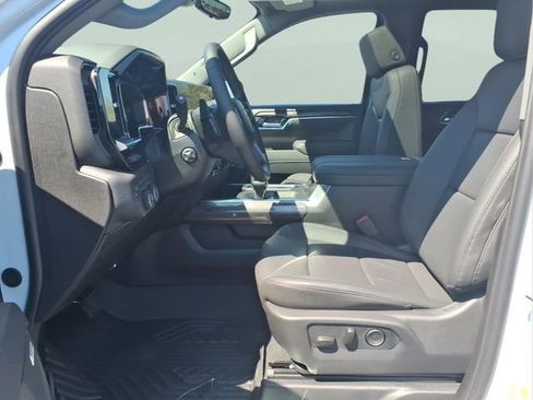 New 2026 Chevrolet Silverado 1500 LTZ w/ LTZ Premium Package AWD/4WD image 15