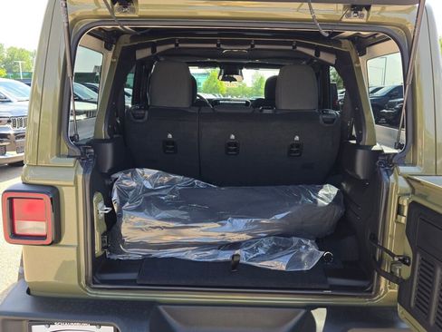 New 2025 Jeep Wrangler Sport S image 18