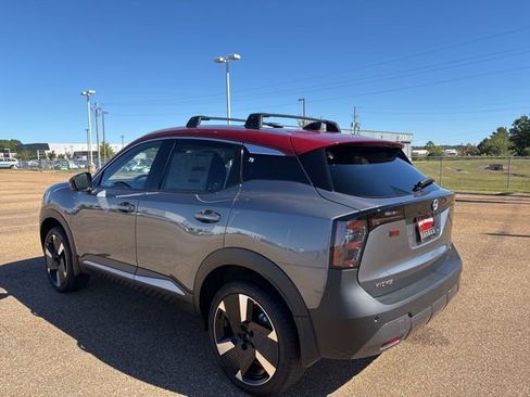 New 2026 Nissan Kicks SR w/ SR Premium Package image 2