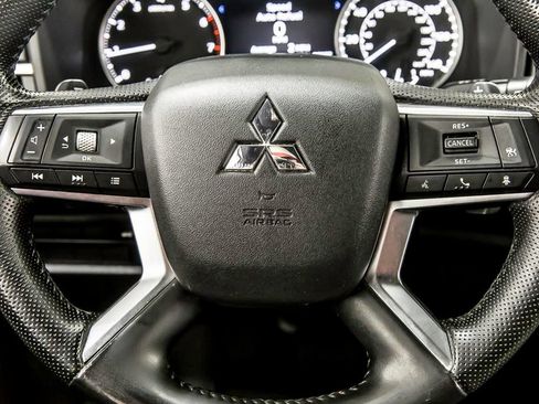 Used 2022 Mitsubishi Outlander SEL Black Edition AWD/4WD image 23