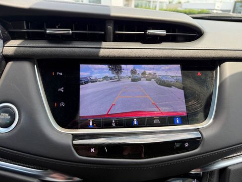 Used 2022 Cadillac XT5 Premium Luxury w/ Platinum Package AWD/4WD image 30