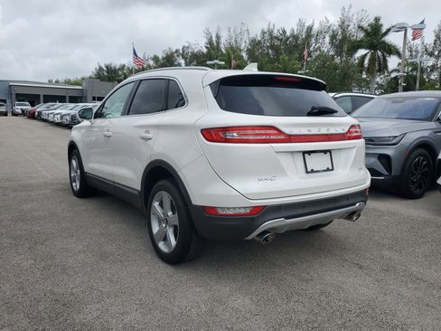 Used 2018 Lincoln MKC Premiere image 4