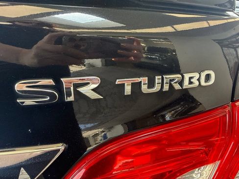 Used 2019 Nissan Sentra SR Turbo FWD image 10