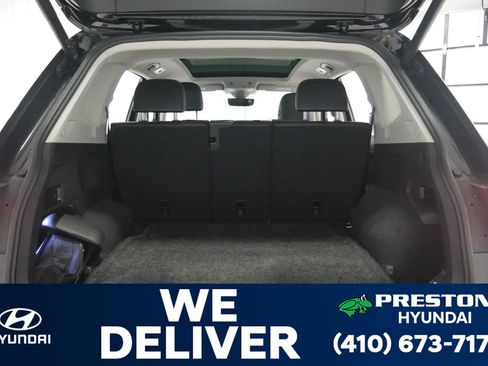 Used 2022 Volkswagen Tiguan SE w/ Panoramic Sunroof Package image 27