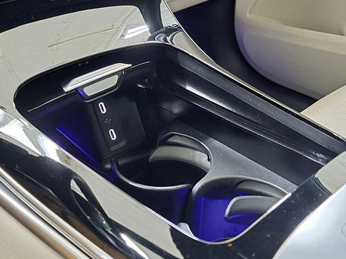 Certified 2025 Mercedes-Benz GLC 300 GLC 300 image 34