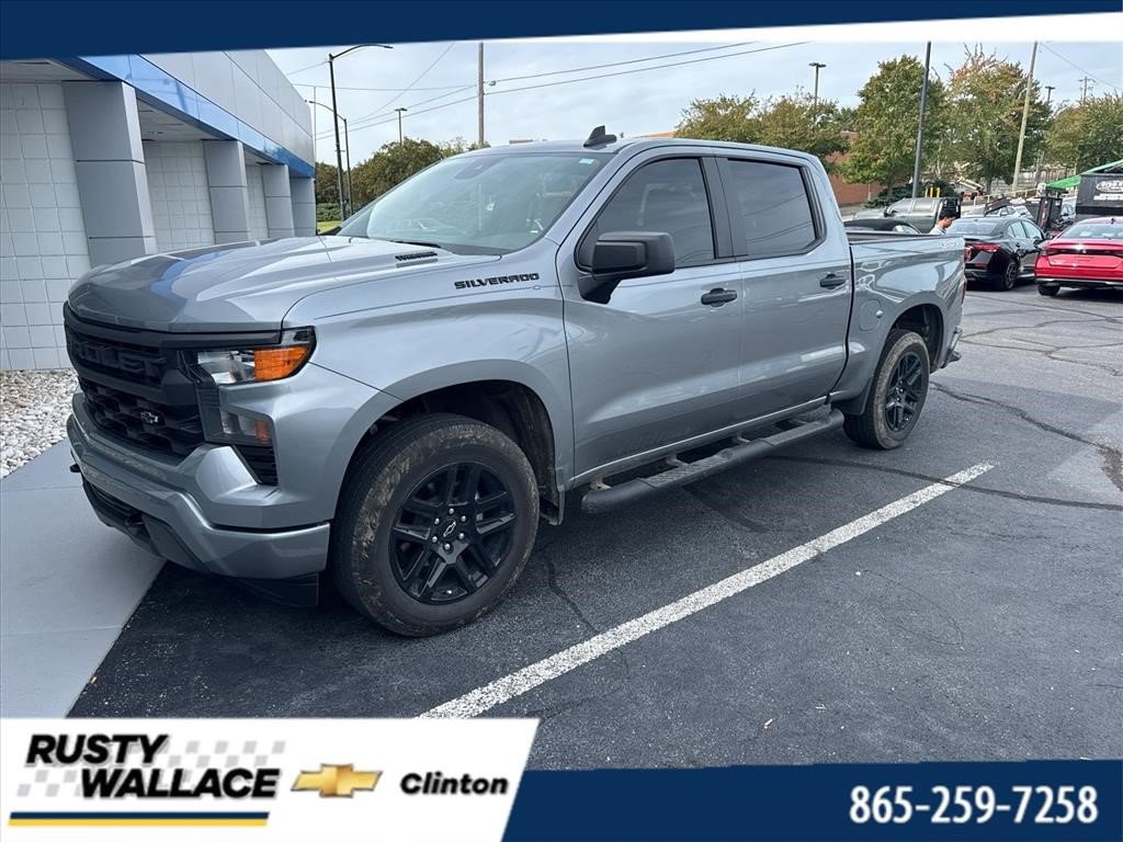 Used 2025 Chevrolet Silverado 1500 Custom w/ LPO, Dark Essentials Package AWD/4WD image 1