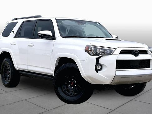 Used 2024 Toyota 4Runner TRD Off-Road Premium w/ Moonroof Package AWD/4WD image 2