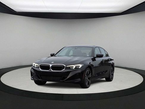 Used 2023 BMW 330i xDrive Sedan w/ Premium Package AWD/4WD image 4