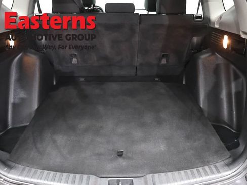 Used 2017 Honda CR-V LX image 9