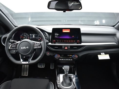 Used 2024 Kia Forte GT-Line w/ GT-Line Premium Package image 15