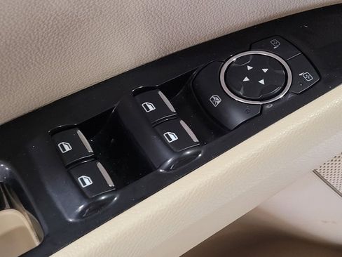 Used 2014 Ford Fusion SE w/ Equipment Group 502A image 27