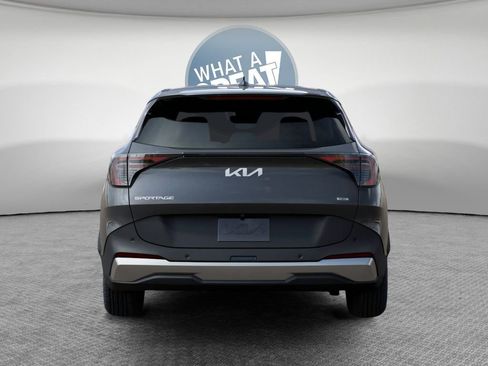 New 2026 Kia Sportage S image 13