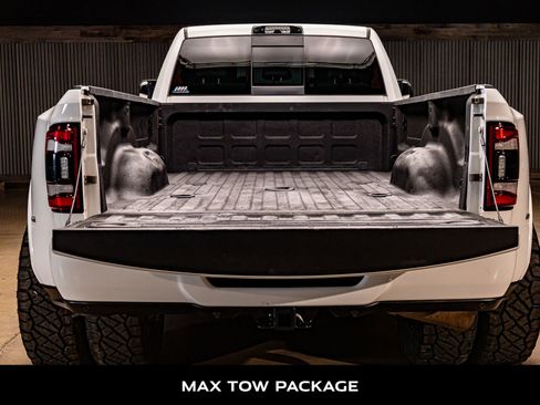 Used 2022 RAM 3500 Limited image 9