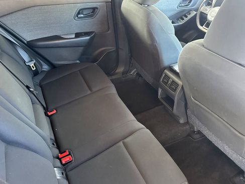 Used 2023 Nissan Rogue S FWD image 21