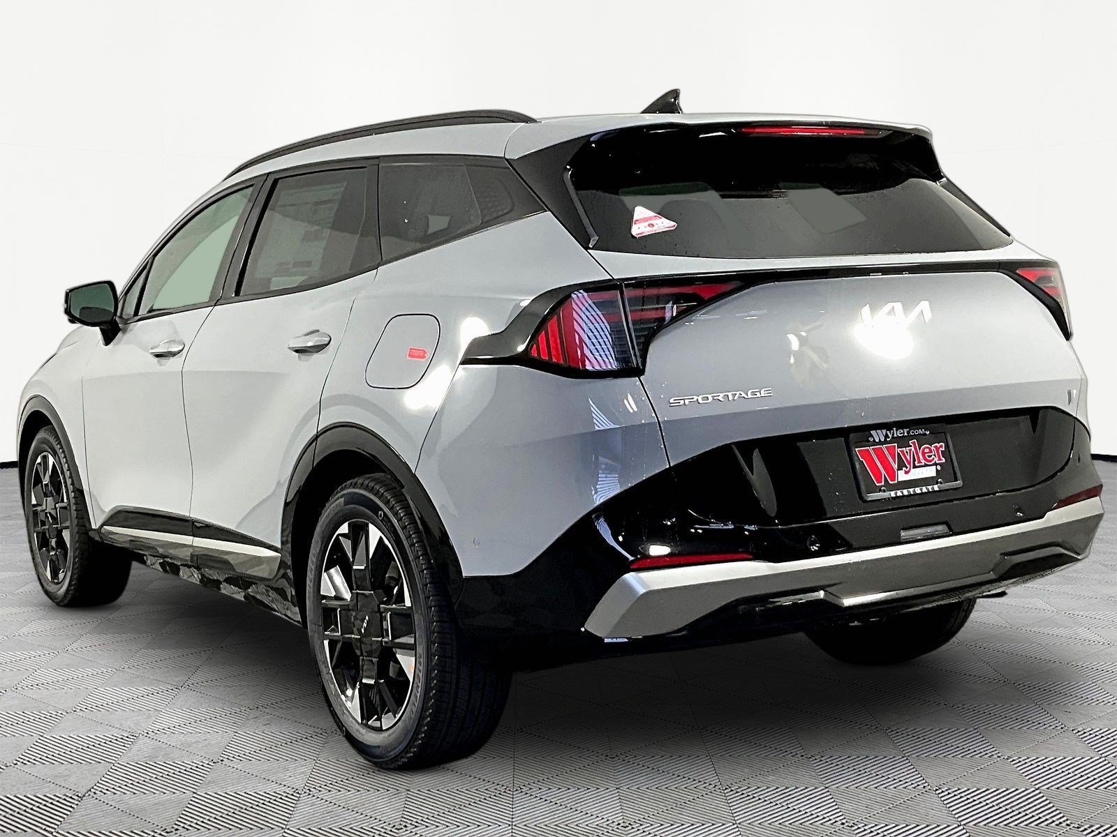 New 2027 Kia Sportage SX FWD image 4