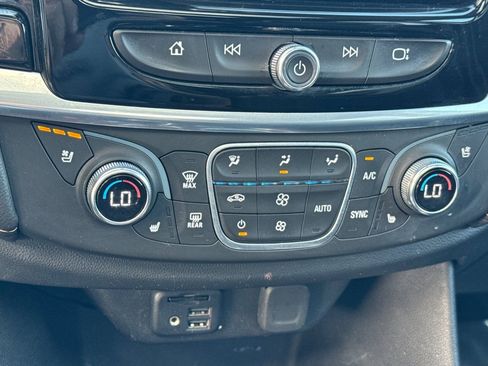 Used 2020 Chevrolet Traverse Premier w/ Redline Edition image 27