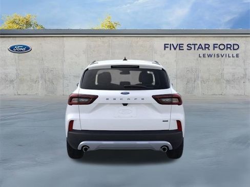 New 2026 Ford Escape SE image 7