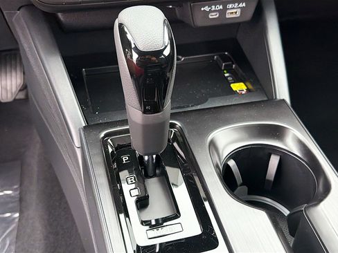 New 2026 Subaru Outback Limited AWD/4WD image 28
