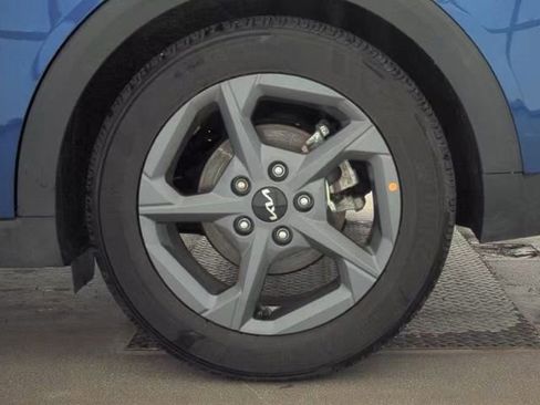 Used 2025 Kia K4 FWD image 10