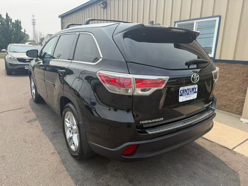 Used 2016 Toyota Highlander Limited w/ Protection Package #3 AWD/4WD image 7
