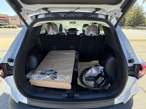 New 2025 Ford Escape Plug-in Hybrid w/ PHEV Premium Package image 5