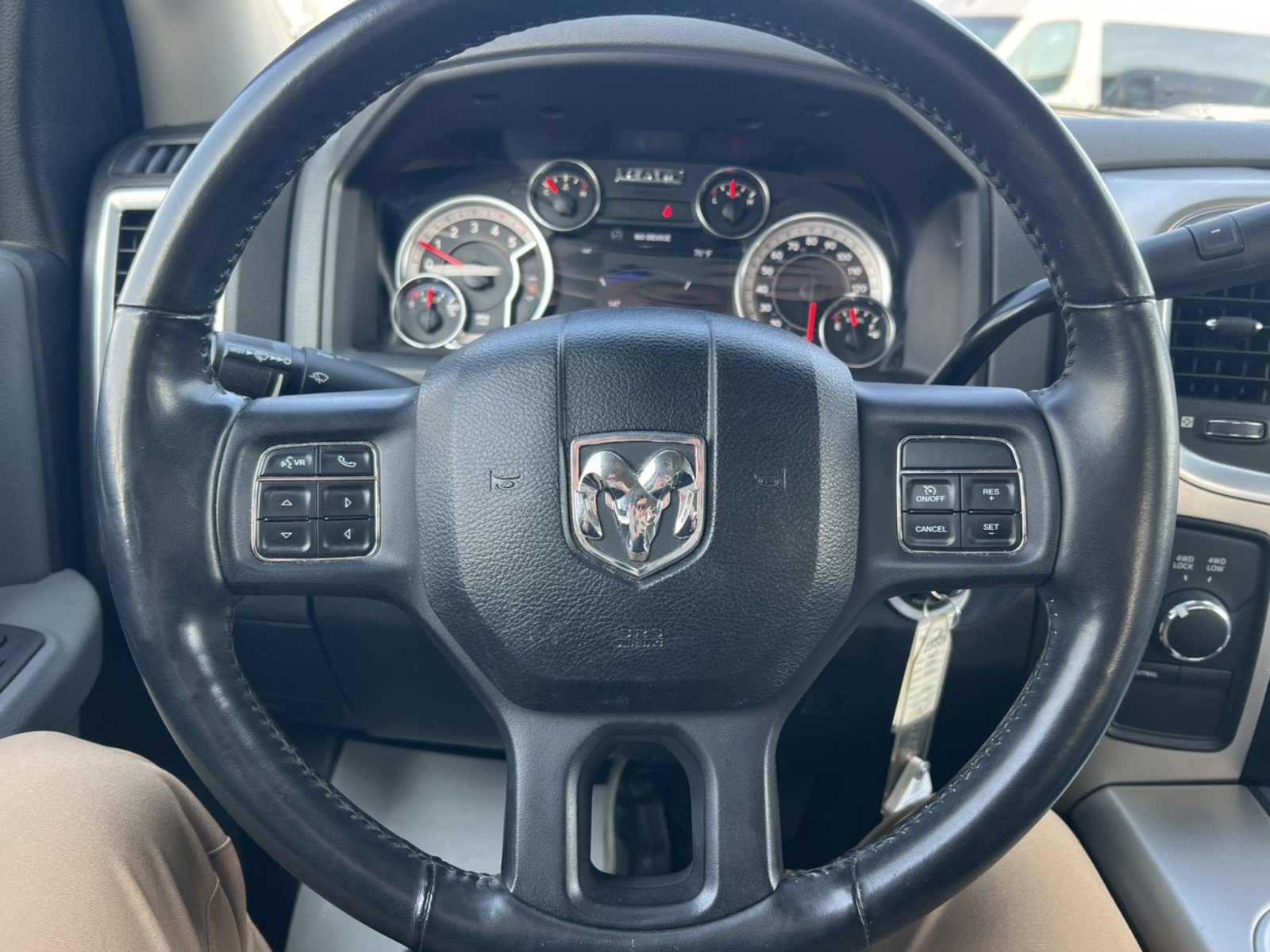 Used 2018 RAM 2500 Big Horn w/ Harvest Edition AWD/4WD image 25