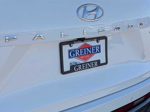 Used 2023 Hyundai Palisade Limited image 12