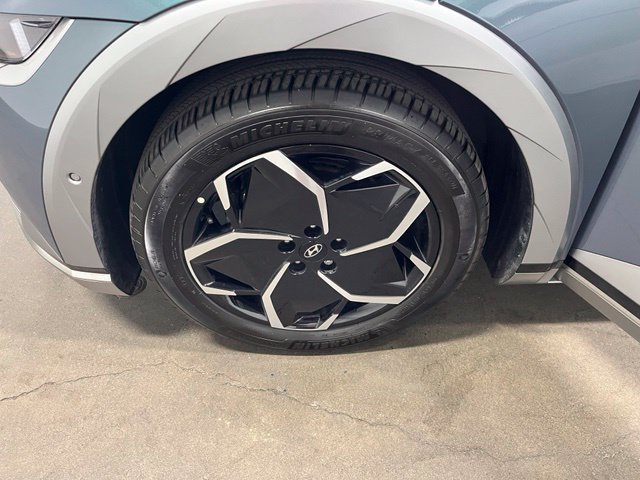 Used 2024 Hyundai Ioniq 5 Limited RWD image 31