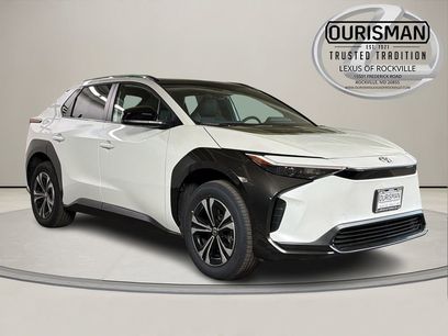 Used 2025 Toyota bZ4X AWD w/ Weather Package