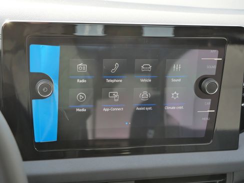 New 2026 Volkswagen Jetta SE image 10